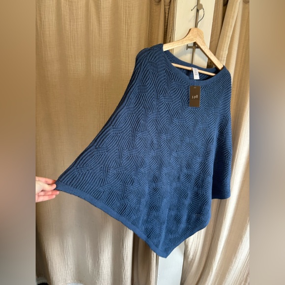 NWT J. Jill Sweater Poncho- S-L - Picture 6 of 9